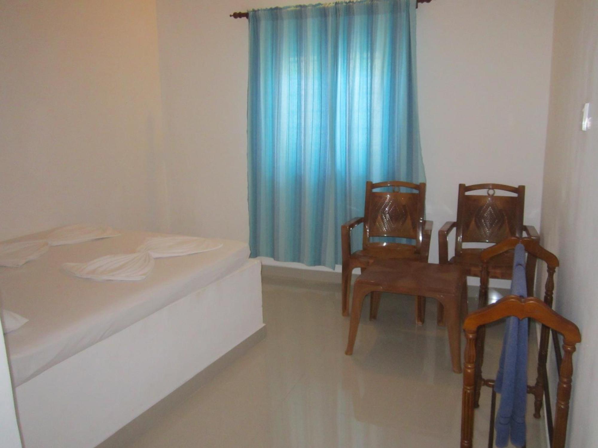 Anicia Beach House Negombo Exteriör bild