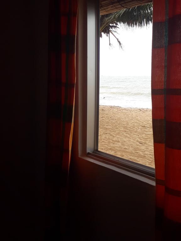 Anicia Beach House Negombo Exteriör bild