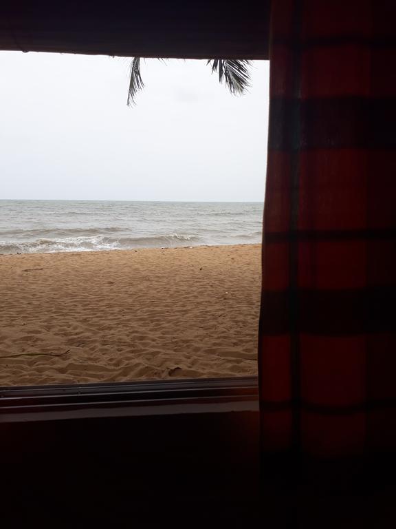 Anicia Beach House Negombo Exteriör bild