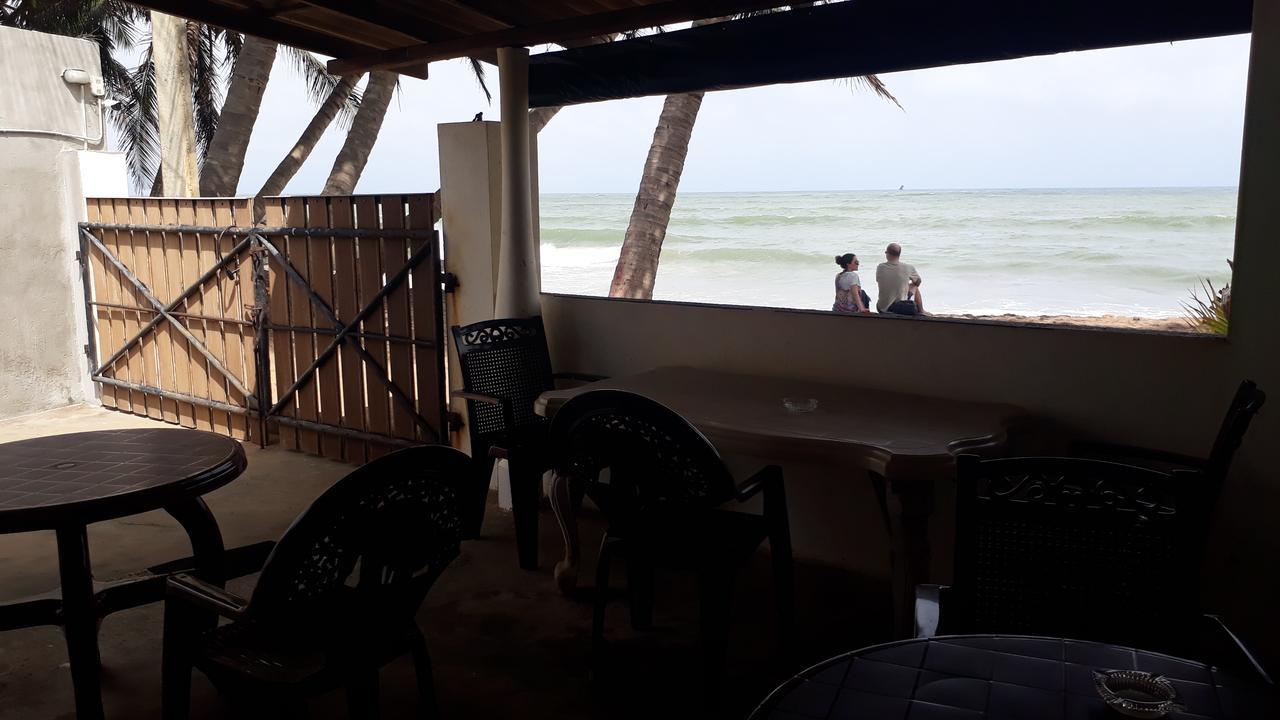 Anicia Beach House Negombo Exteriör bild